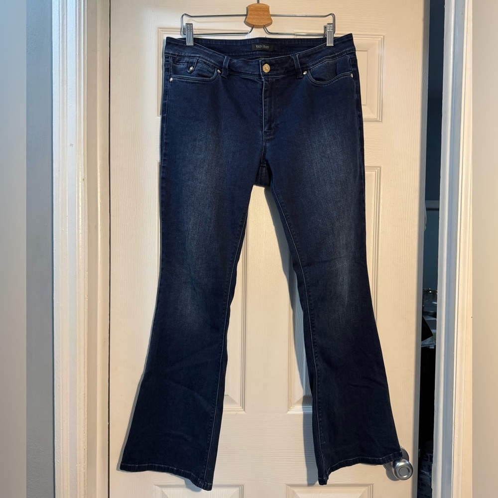 White House Black Market WHBM Dark Wash Flare Jeans 14 Short Stretch